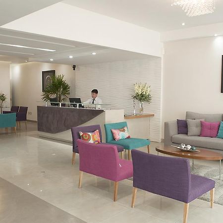 Columbia Palace Hotel Буенос Айрес Екстериор снимка